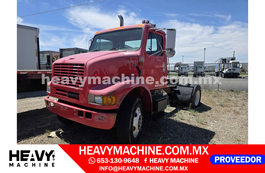 Camión Day Cab 1999 INTERNATIONAL 8100