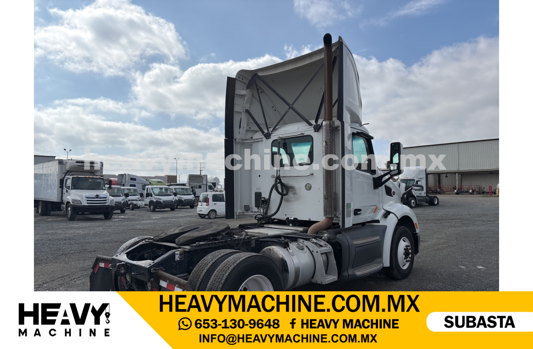 Camión Day Cab 2017 PETERBILT 579 4x2
