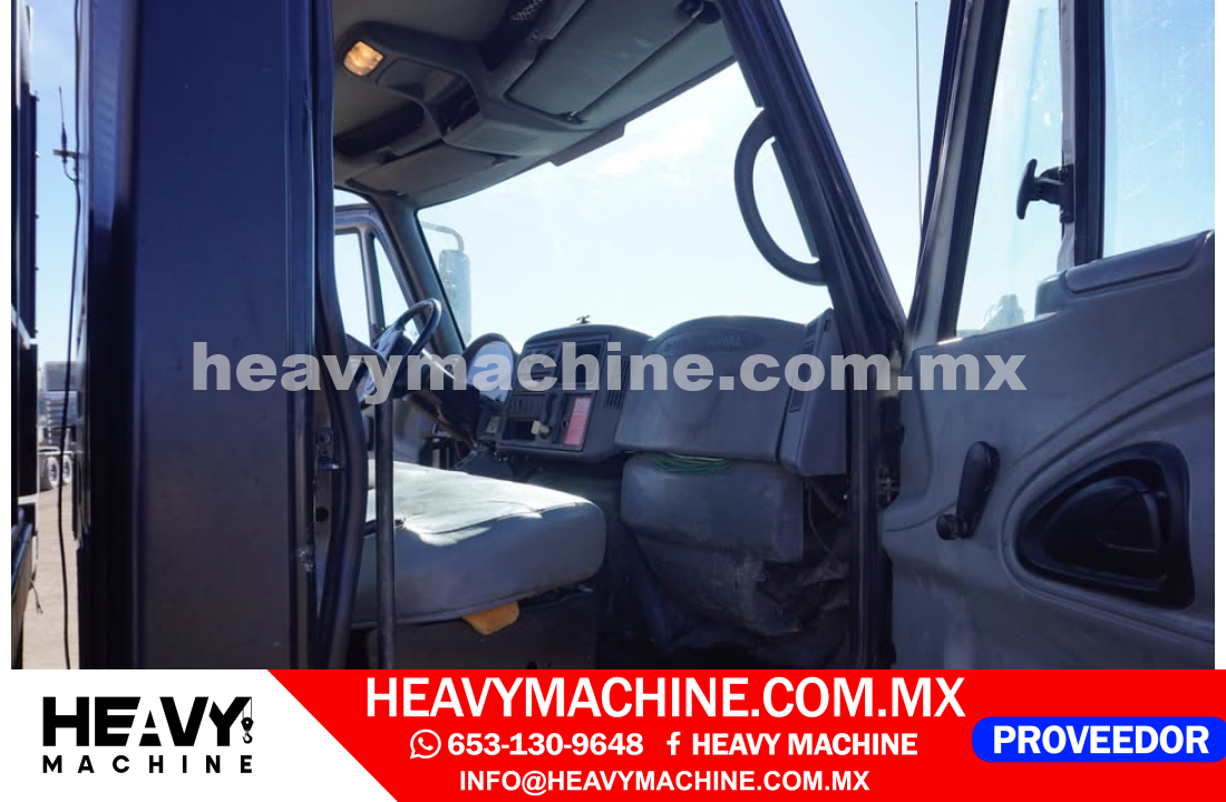 Camión Plataforma 2003 INTERNATIONAL Harvester 4300
