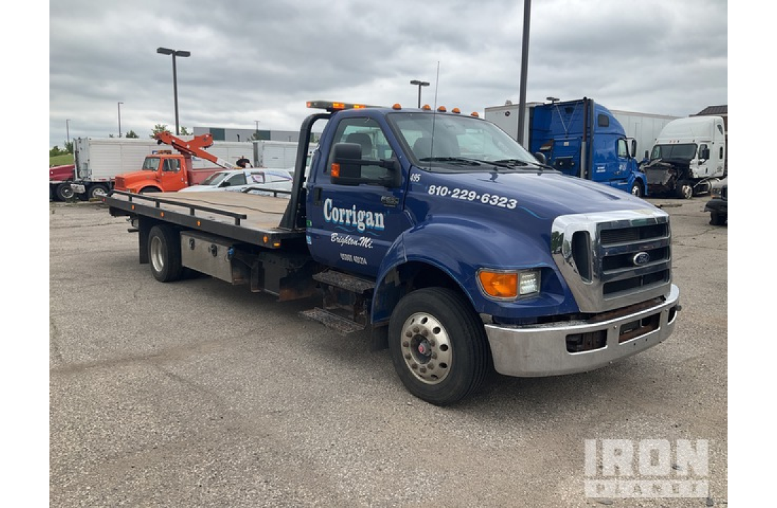 FORD F-650 XLT 2011