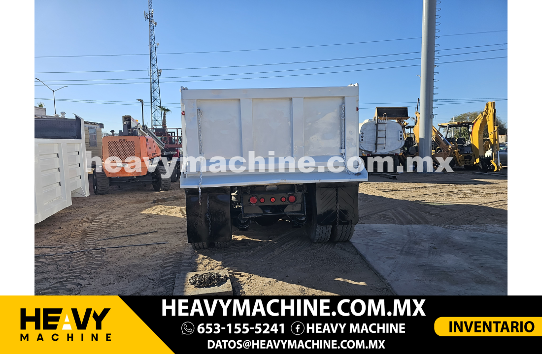 Camión Volteos 2009 Kenworth T300