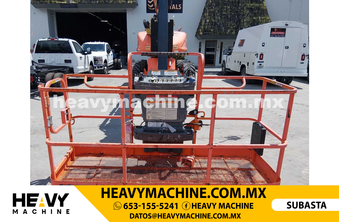 Equipo de elevación Articulado 2010 JLG 1250AJP boom lift