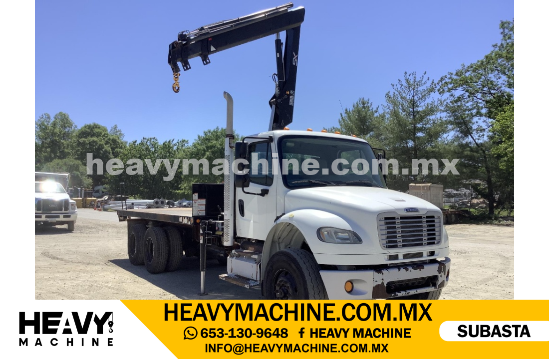 Grúa Articulada 2013 FREIGHTLINER M2106