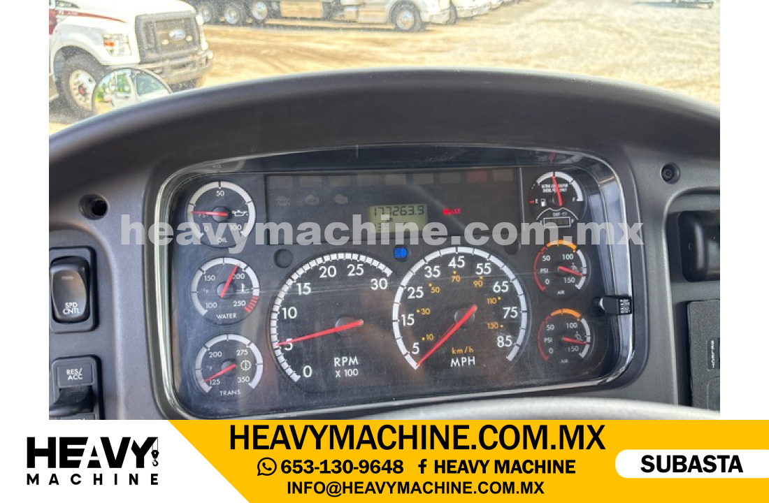 Grúa Articulada 2016 FREIGHTLINER 114SD