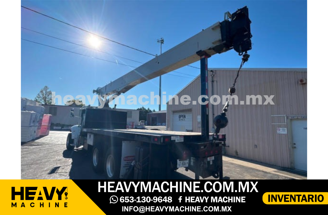 Grúa Titán 2015 PETERBILT 348