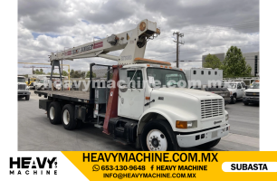Titán 2001 INTERNATIONAL 4900