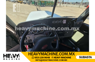 Grúa Titán 2013 PETERBILT 367