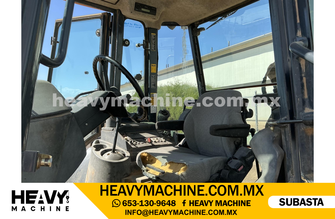 Maquinaria Pesada Retroexcavadora 2006 JOHN DEERE 310SG