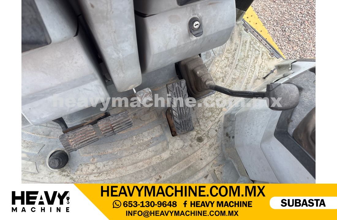 Maquinaria Pesada Retroexcavadora 2014 CAT 420F